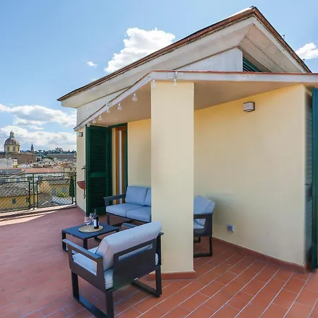 Penthouse With Big Terrace In Oltrarno
