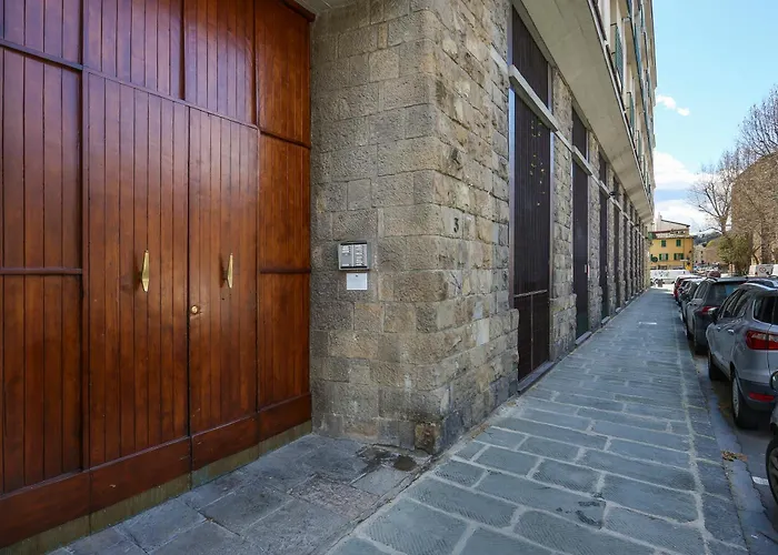 Penthouse With Big Terrace In Oltrarno Lejlighed *